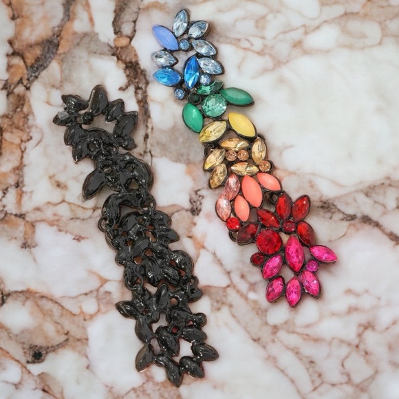 Viva Rhinestone Drop Earrings - Picture 3 of 3